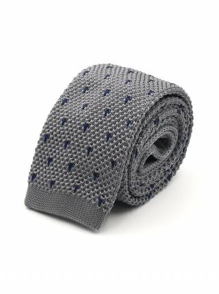 Вязаный галстук серого цвета в синий горошек