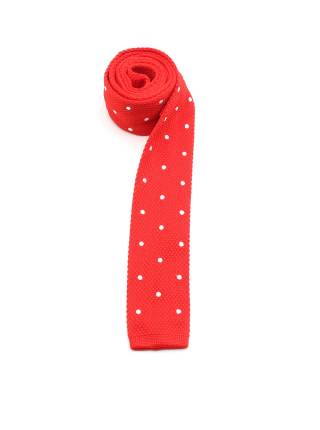 Вязаный галстук красного цвета в крупный белый горох